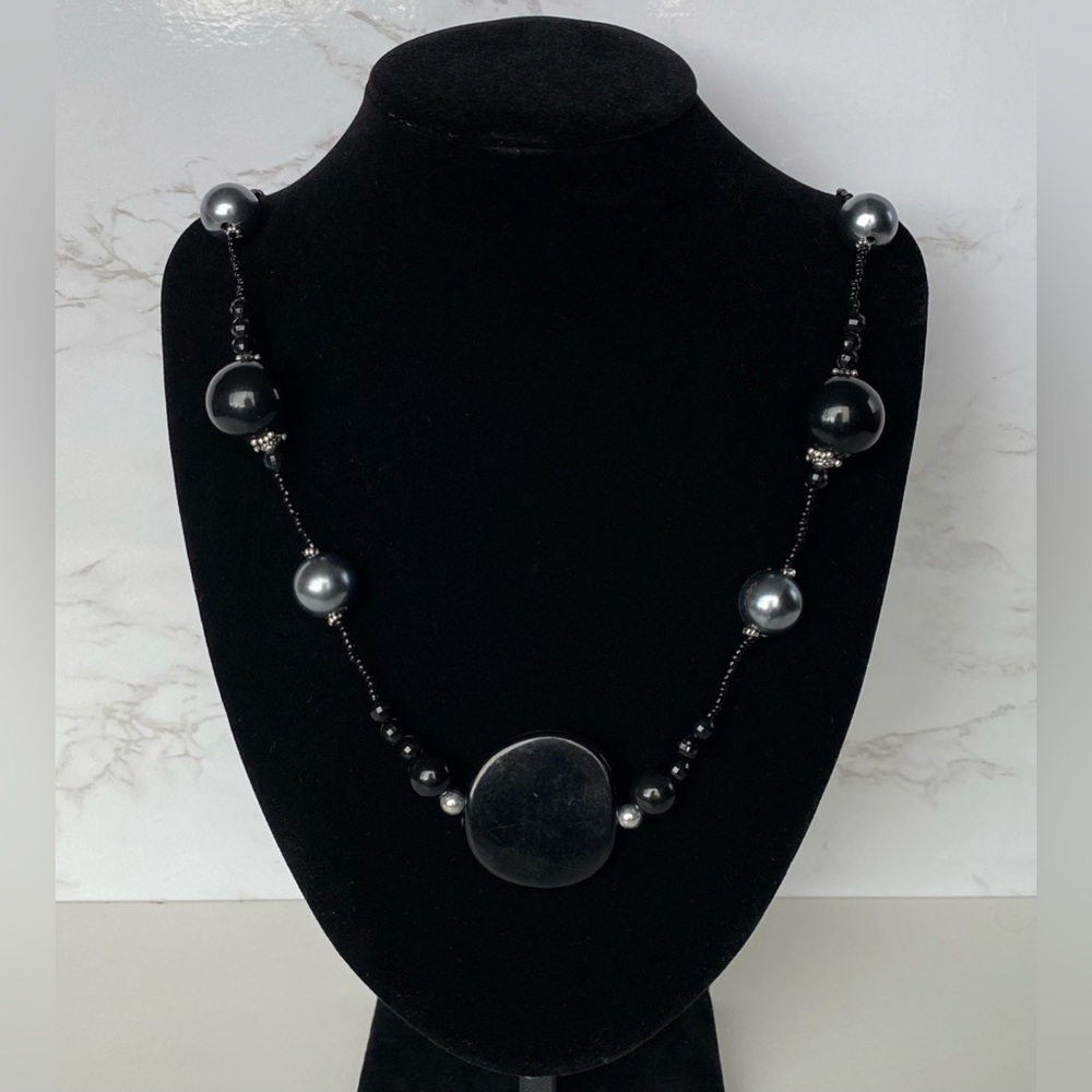 Women's Jumbo Black Beaded Necklace One Size